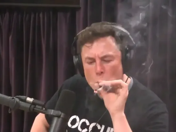 Elon Musk takes illegal Drug Controversy ! joe rogan Podcast !